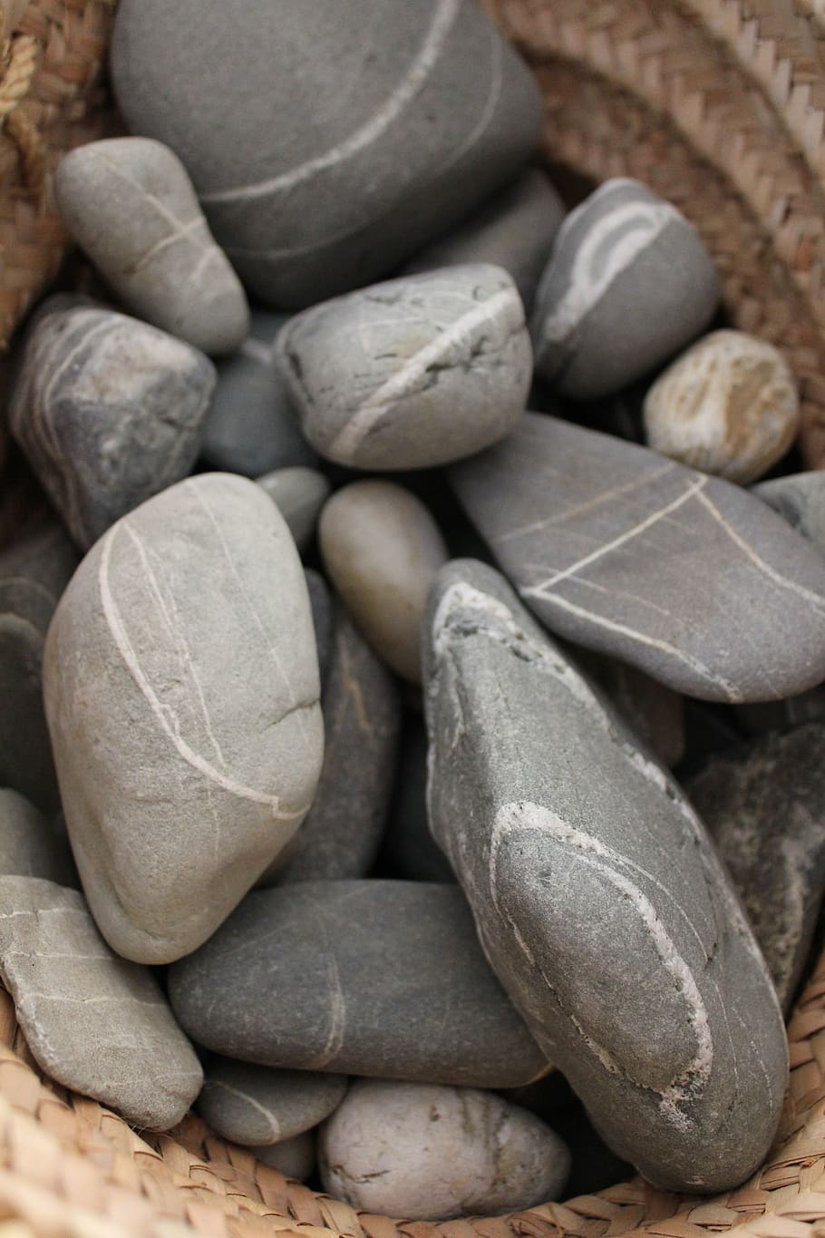 stones, basket, beach, food, food and drink, wellbeing, freshness HD wallpaper