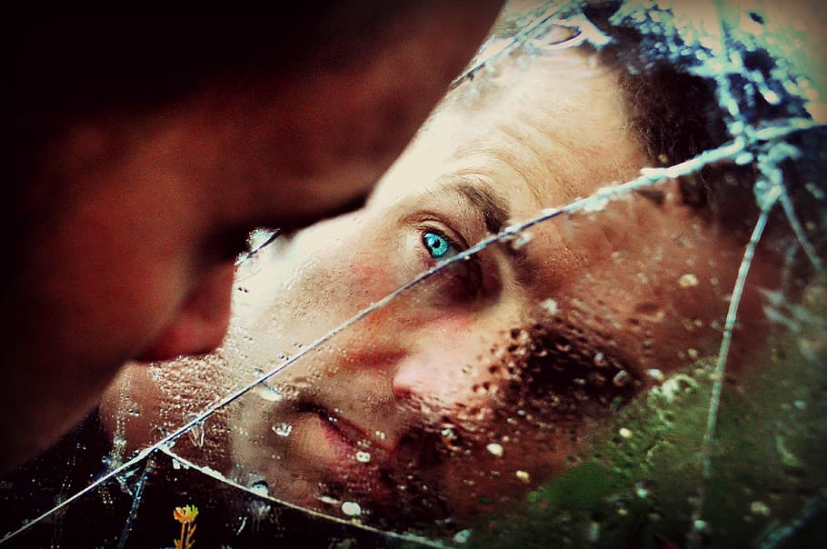 Blue Eyed Man Staring at the Mirror, depressed, depression, environment HD wallpaper