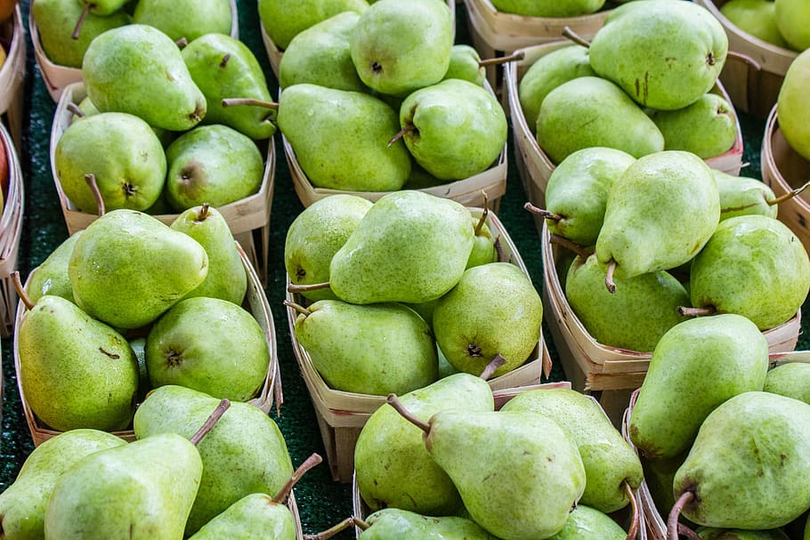 green pear fruits, bunch of green fruits, basket, box, food and drink, HD wallpaper