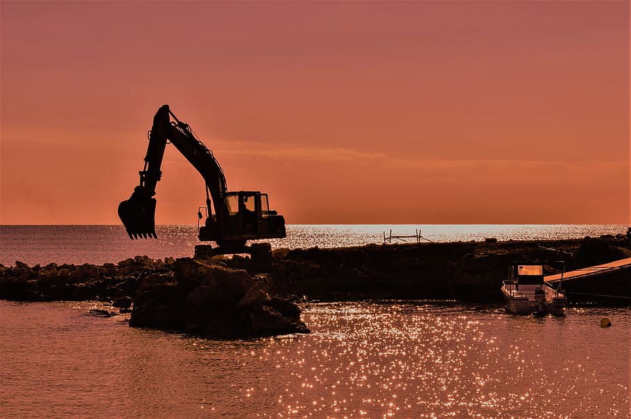 Digger, Sunset, Afternoon, working, cove, boat, scenery, ayia napa HD wallpaper
