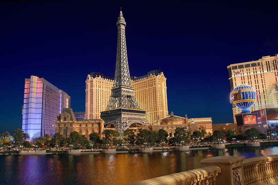 Eiffel tower in Las Vegas Nevada outdoor decor, paris, night, HD wallpaper