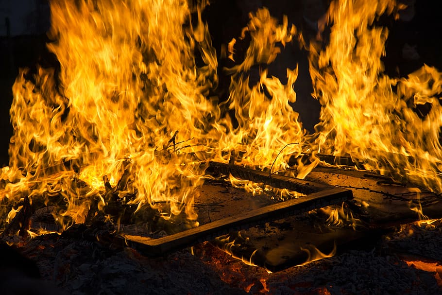fire, easter, easter fire, dangerous, hot, burn, fire - Natural Phenomenon HD wallpaper