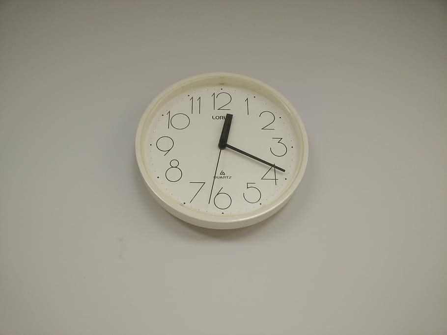 clock, clock on wall, time, hour, minute, clock face, circle HD wallpaper