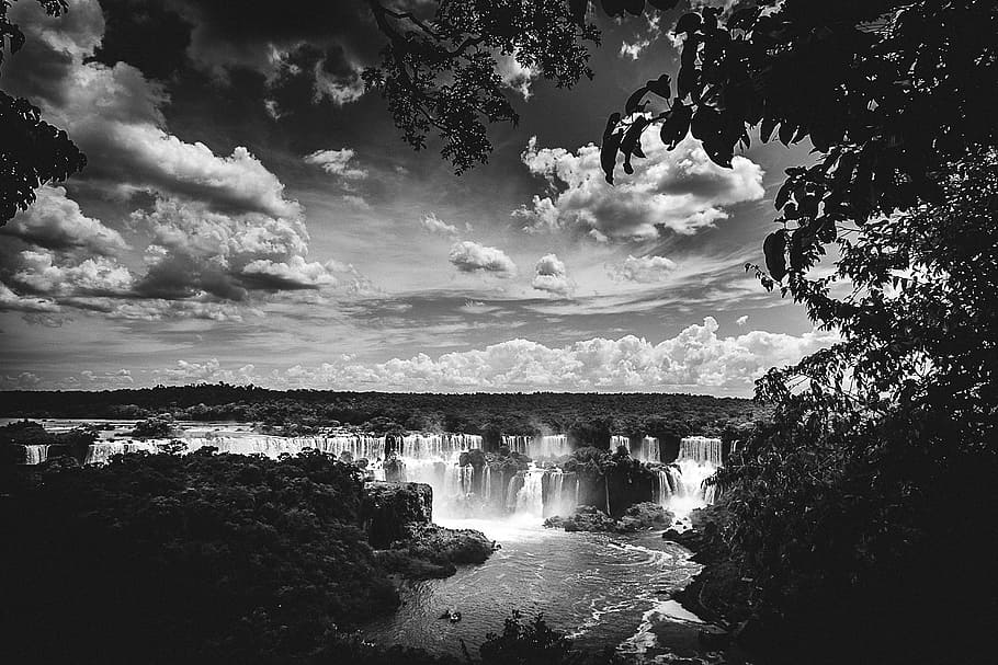 grayscale photo of waterfalls, greyscale, cloudy, sky, Iguazu Falls, HD wallpaper