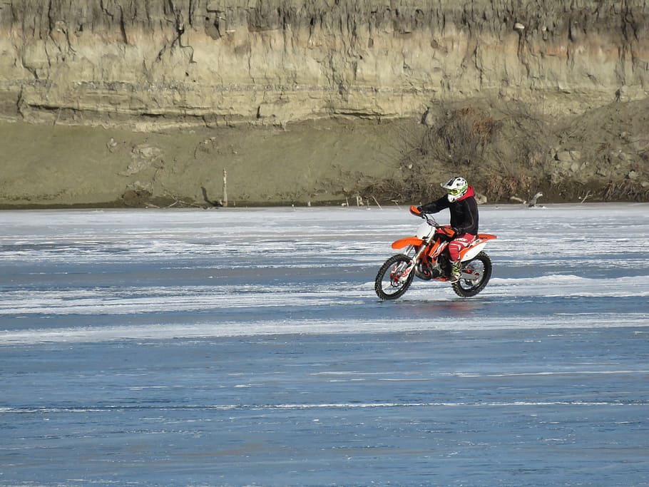 motorcycle, stunt, tricks, brave, ice, frozen lake, winter HD wallpaper