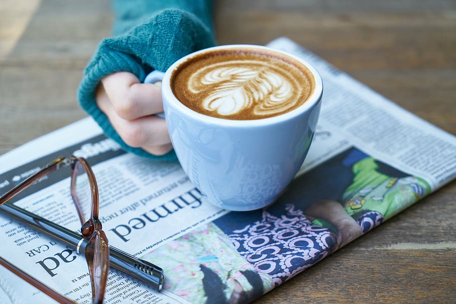 coffee, latte, newspaper, hands, el, brown, food, espresso HD wallpaper