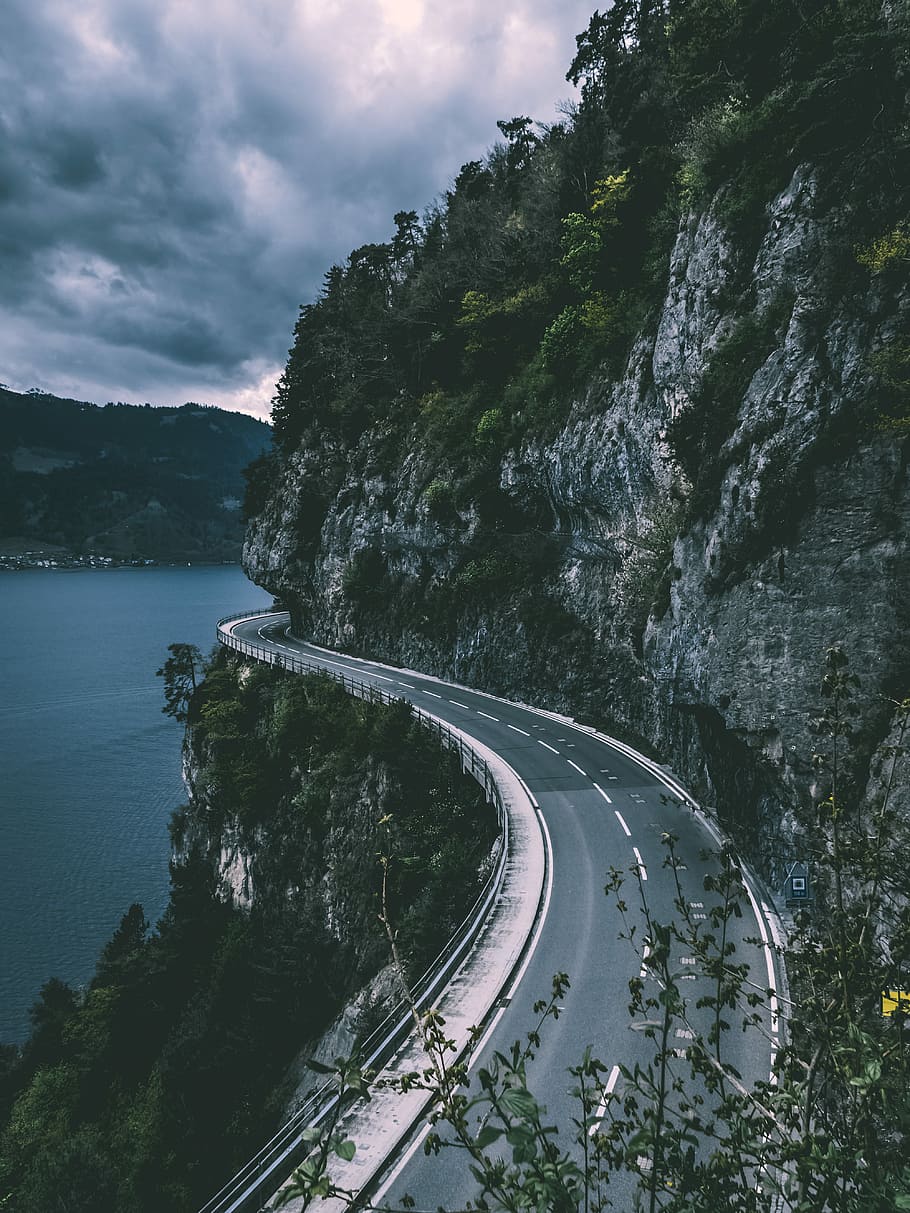 Street of Switzerland, curved road on cliff, coast, mountain HD wallpaper