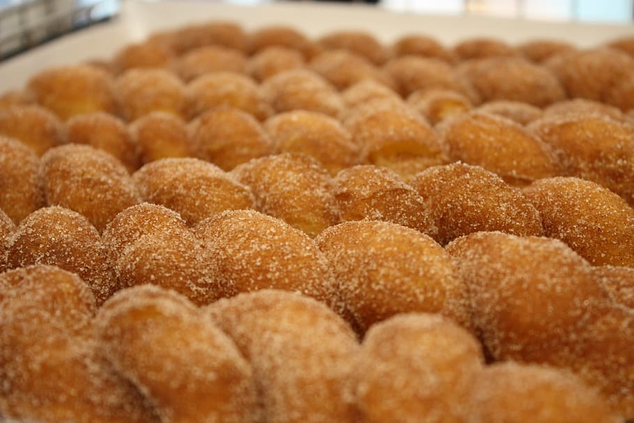 bread, dessert, food, food and drink, freshness, baked, close-up HD wallpaper