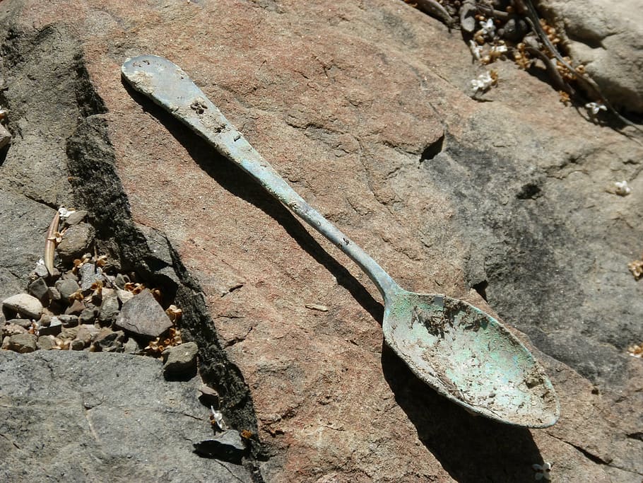 spoon, old, alpaca, rusty, no people, high angle view, day HD wallpaper