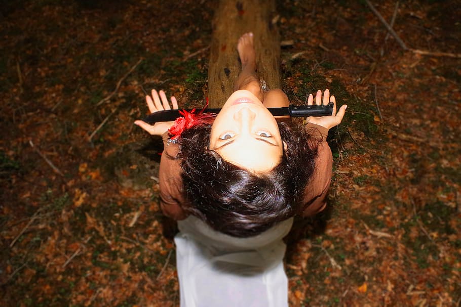woman carring black knife, terror, forest, terrifying, nature HD wallpaper