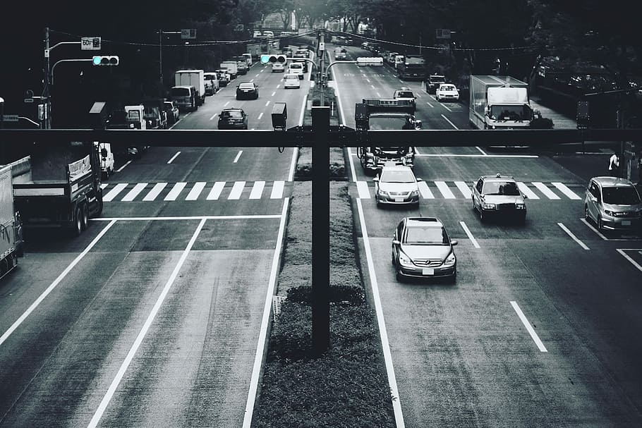 grayscale photography of night street, traffic, transportation HD wallpaper