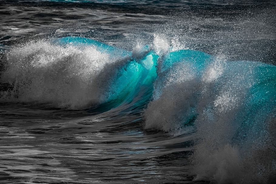 selective color photography of ocean waves, water, surf, sea HD wallpaper
