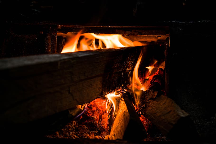 fire, lena, mountain, campfire, light, kitchen, old, heat - temperature HD wallpaper