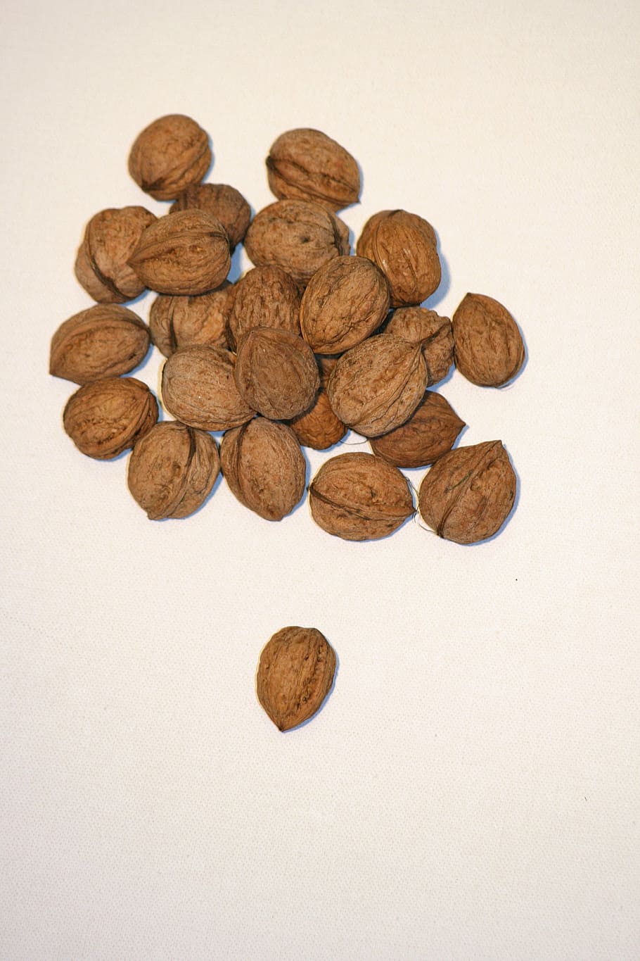 walnuts, healthy, food, nutrition, eat, walnuts on the table HD wallpaper
