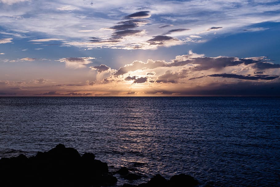 light, sea, dawn, nature, cloud, clouds, dusk, horizon, ocean HD wallpaper