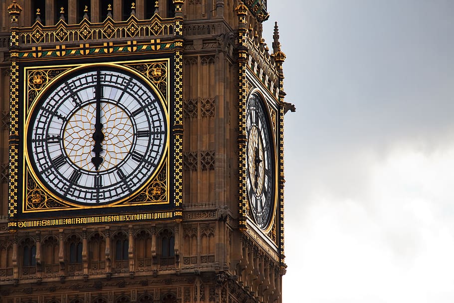 Big Ben showing arrow at 6:00, architecture, attraction, building, HD wallpaper