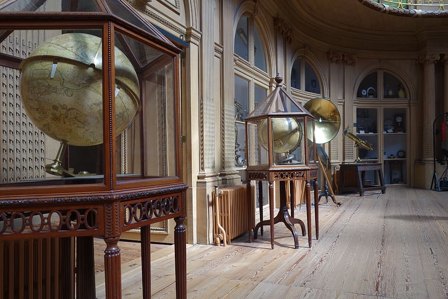 museum, science, experiences, world map, seat, wood - material HD wallpaper