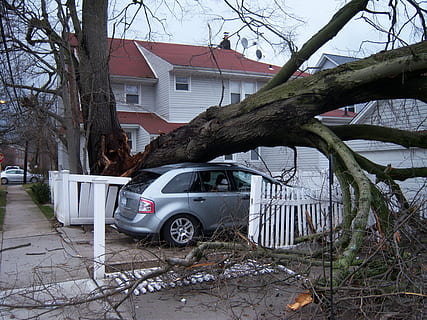 gray SUV on garage, storm, damage, hurricane, wind, disaster HD wallpaper