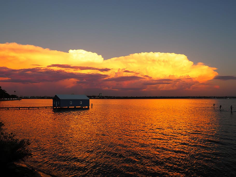 Cloud, take me to the moon., house on body of water during sunset HD wallpaper
