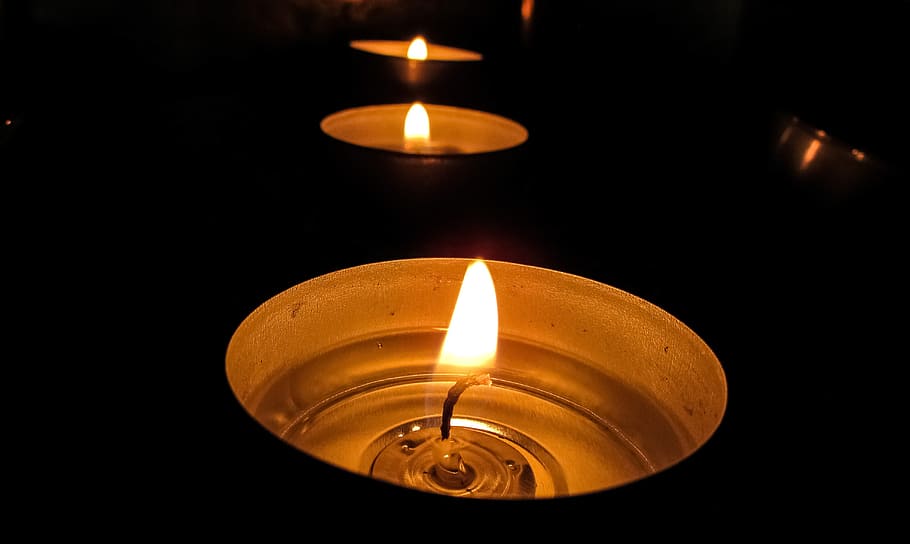 candles, light, flame, candlelight, romantic, fire, burning HD wallpaper