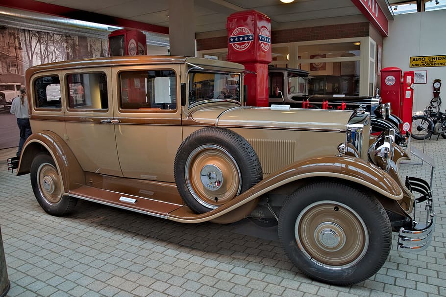 brown classic car on gas station, oldtimer, exhibition, pkw HD wallpaper