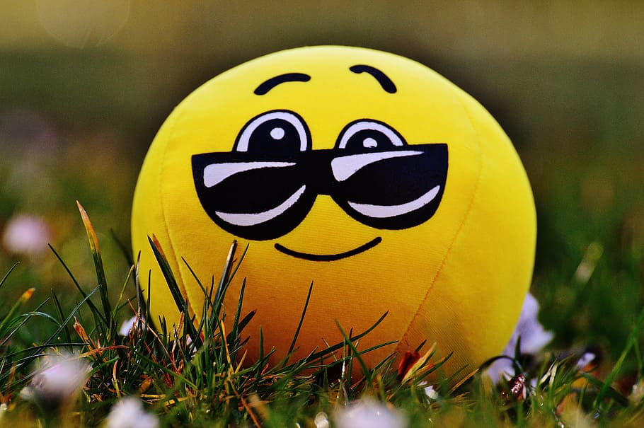 Smiley, Cool, Yellow, Glasses, funny, sweet, cute, face, themselves, HD wallpaper