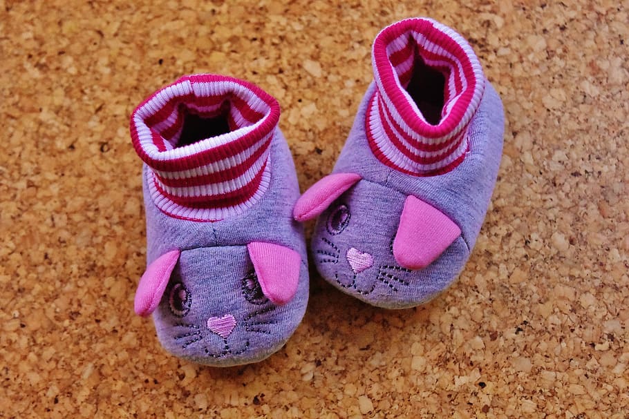 toddler's purple and pink rabbit crib shoes, baby shoes, girl, HD wallpaper