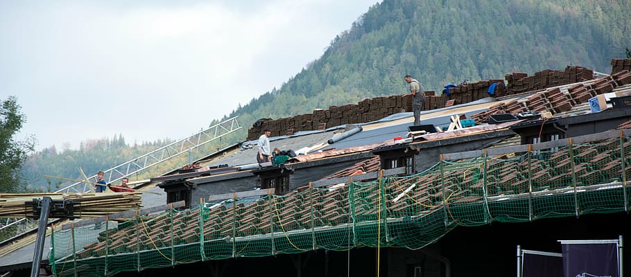 men on top of the roof, work, craft, roofers, expansion, brick HD wallpaper
