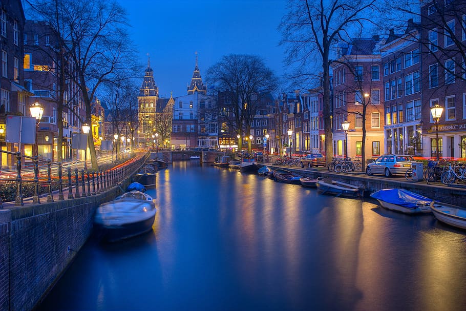 Amsterdam canal, night, canals, evening, wallpaper, illuminated HD wallpaper
