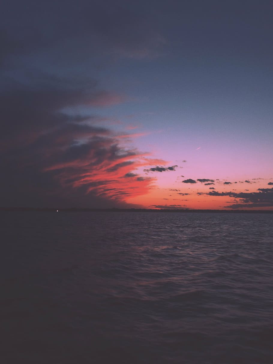 ocean under orange clouds, sea, water, wave, nature, horizon HD wallpaper