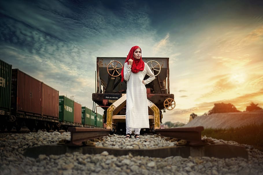 sky, cloud, train, women, girl, model, locomotive, dress, style HD wallpaper