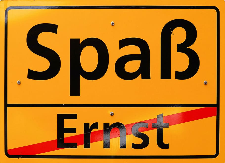shield, note, road sign, fun, ernst, text, communication, number HD wallpaper