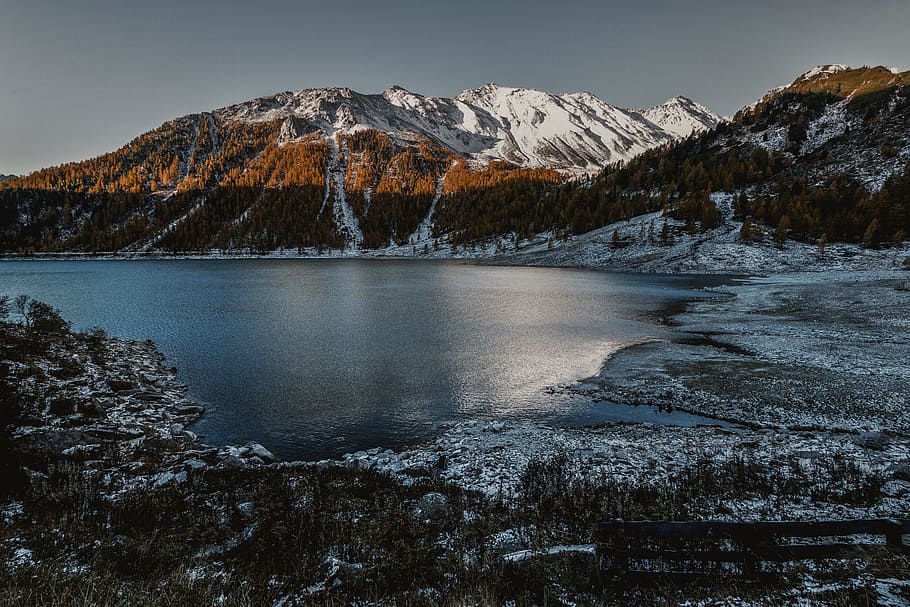 Brown and White High Rise Mountain Beside of Body of Water, autumn HD wallpaper