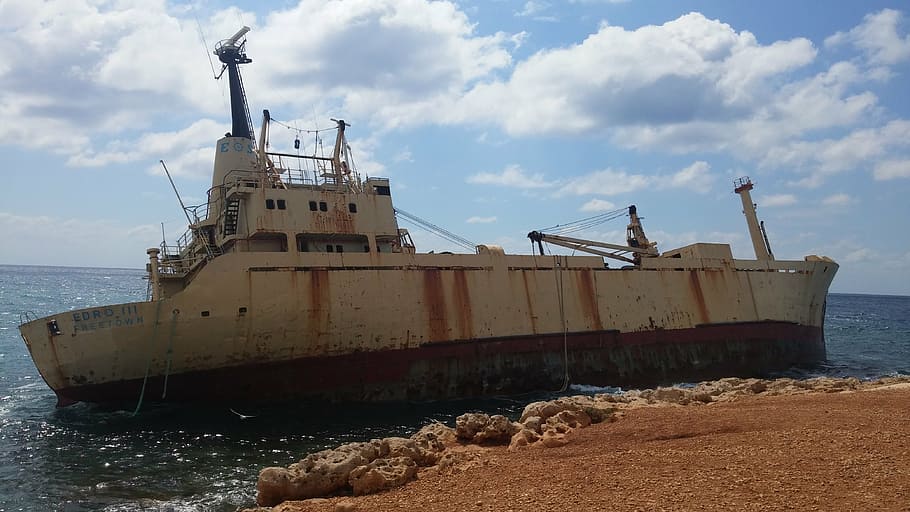 shipwreck, rusted, old, nautical, maritime, damaged, cargo HD wallpaper
