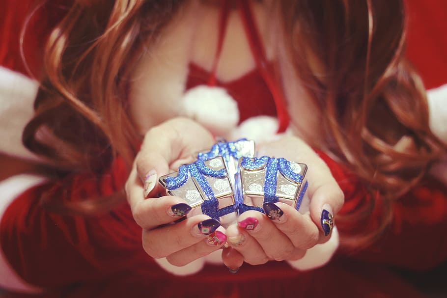 woman holding gray and blue gift box miniatures, women, christmas HD wallpaper