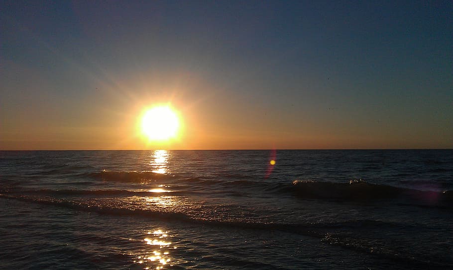 sun, setting sun, sunset, water, sky, sea, evening sky, horizon HD wallpaper