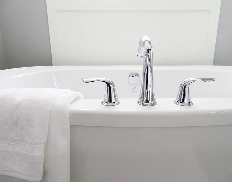 white bath towel on top of bathtub, Bath, White, bathroom, modern, HD wallpaper