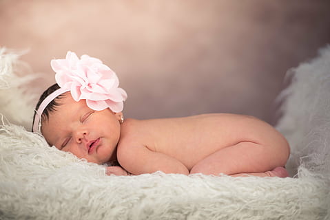 baby sleeping on white fleece blanket, kid, cute, happy, girl HD wallpaper