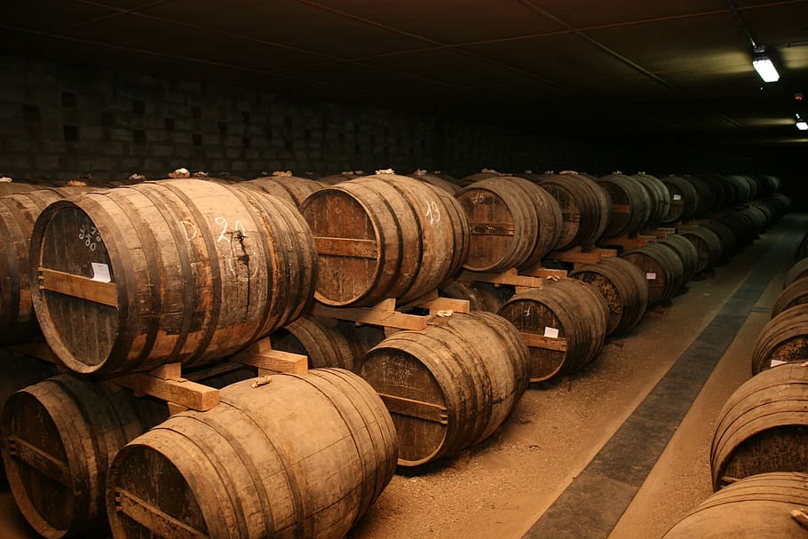 pile of brown wine barrel lot, storage, cognac, rare, old, vintage HD wallpaper