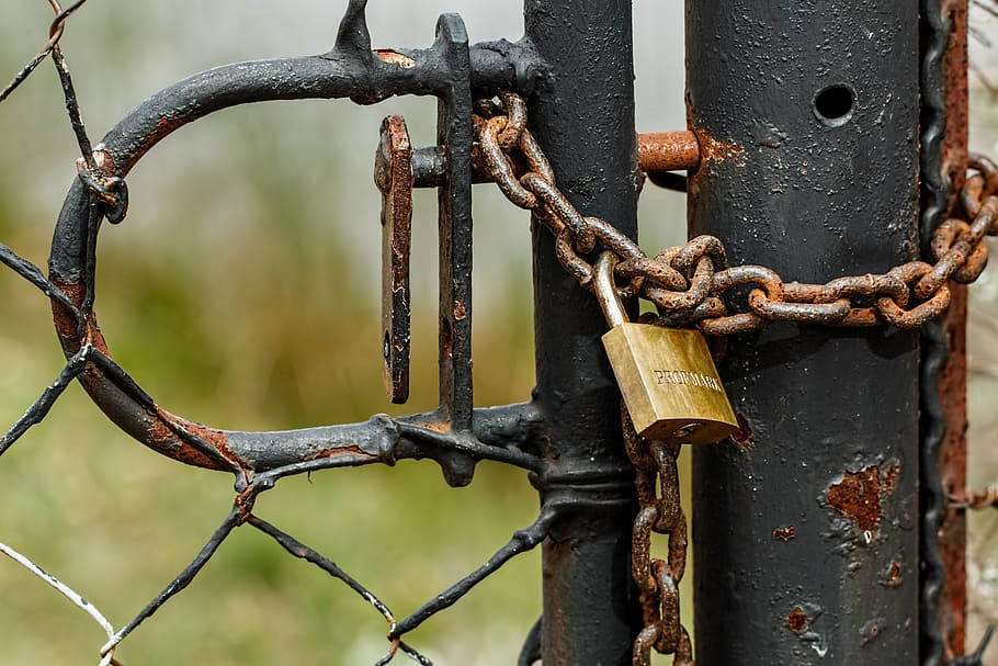 gate with chain and padlock, keep out, security, safety, fence HD wallpaper