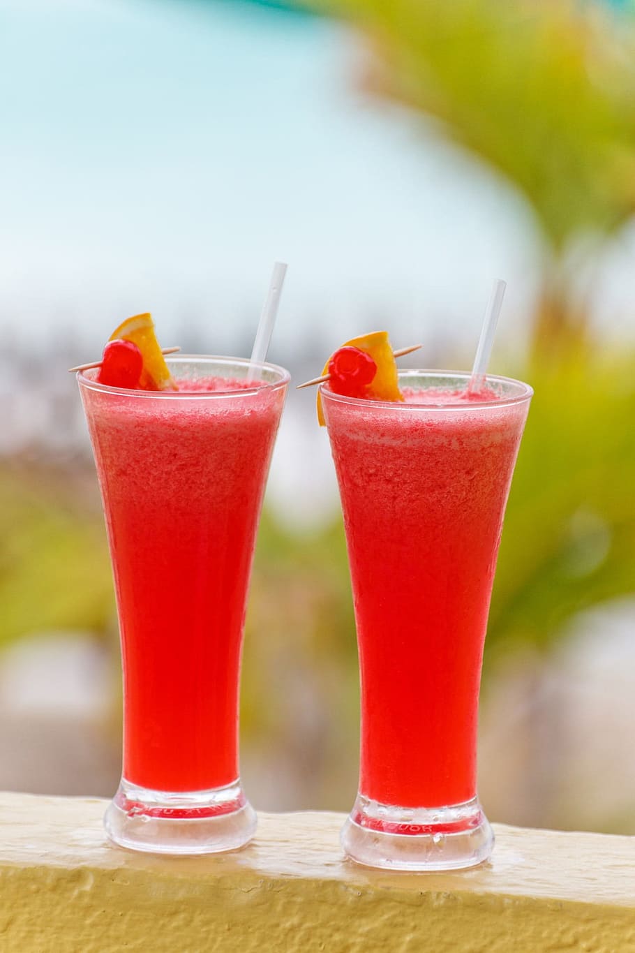 two red liquid juice, slice, alcohol, cocktail, food, sweet HD wallpaper