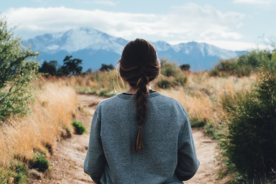 woman in gray sweater, mountain, highland, cloud, sky, landscape HD wallpaper