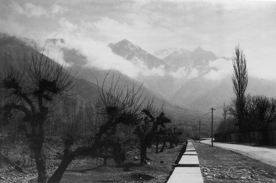 Black and White photo with path into the mountains with clouds in Srinagar, India, HD wallpaper