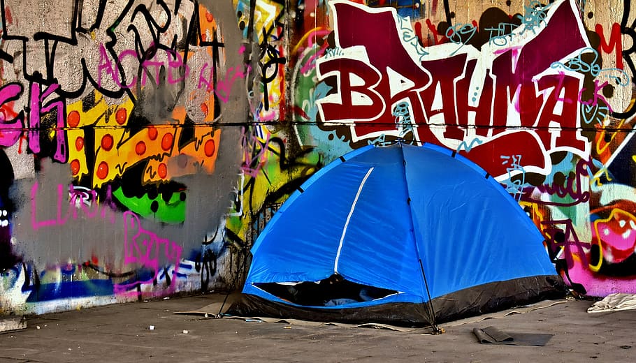 blue and black camping tent beside the wall full of graffiti, HD wallpaper