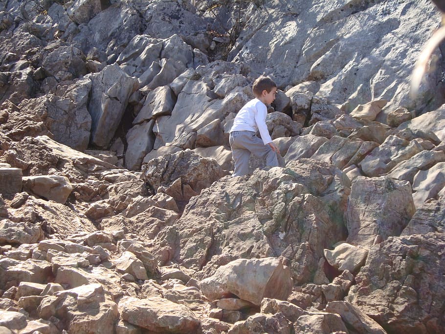 cliff, stone, child, mountain, kid, our lady of medjugorje HD wallpaper