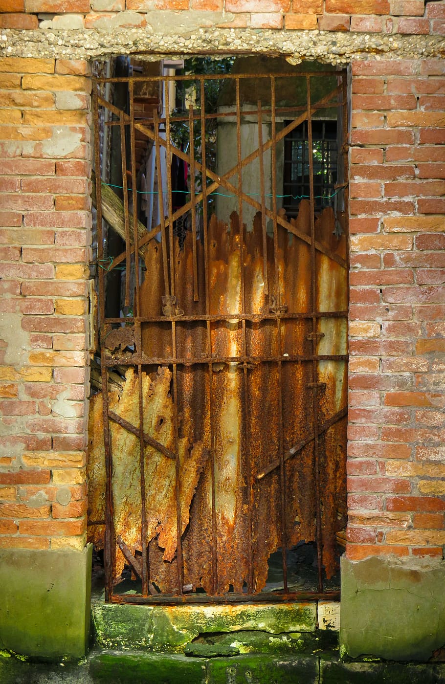 rusty metal gate, architecture, building, door, old, ruin, lapsed HD wallpaper