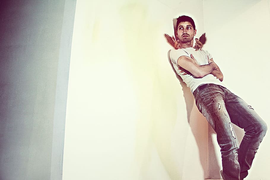 man leaning on wall, Angels, Magic, Graphics, two people, heterosexual couple HD wallpaper