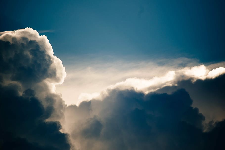 white and gray clouds on sky, closeup photo of clouds, night HD wallpaper
