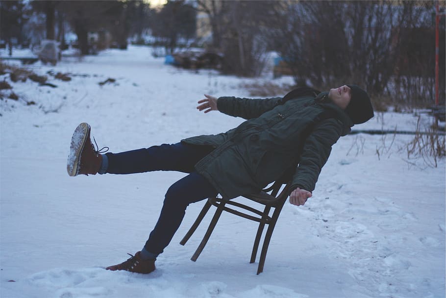 guy, man, winter, snow, chair, boots, jacket, hat, toque, beanie HD wallpaper