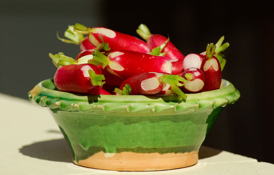bowl of red fruits, radish, vegetables, garden, food and drink HD wallpaper